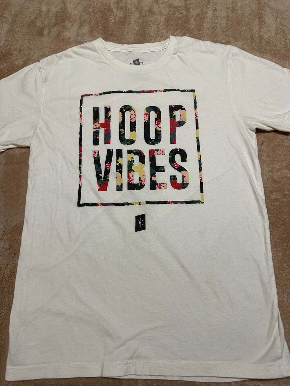 Hoop Culture Hoop Vibes Floral Graphic T-Shirt Size Medium